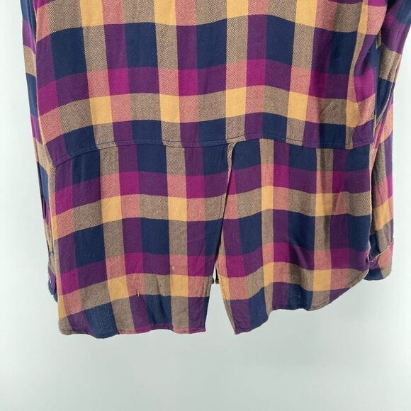 BeachLunchLounge Women’s Jewel Tone Purple Plaid Button Front Top Large - Picture 10 of 14